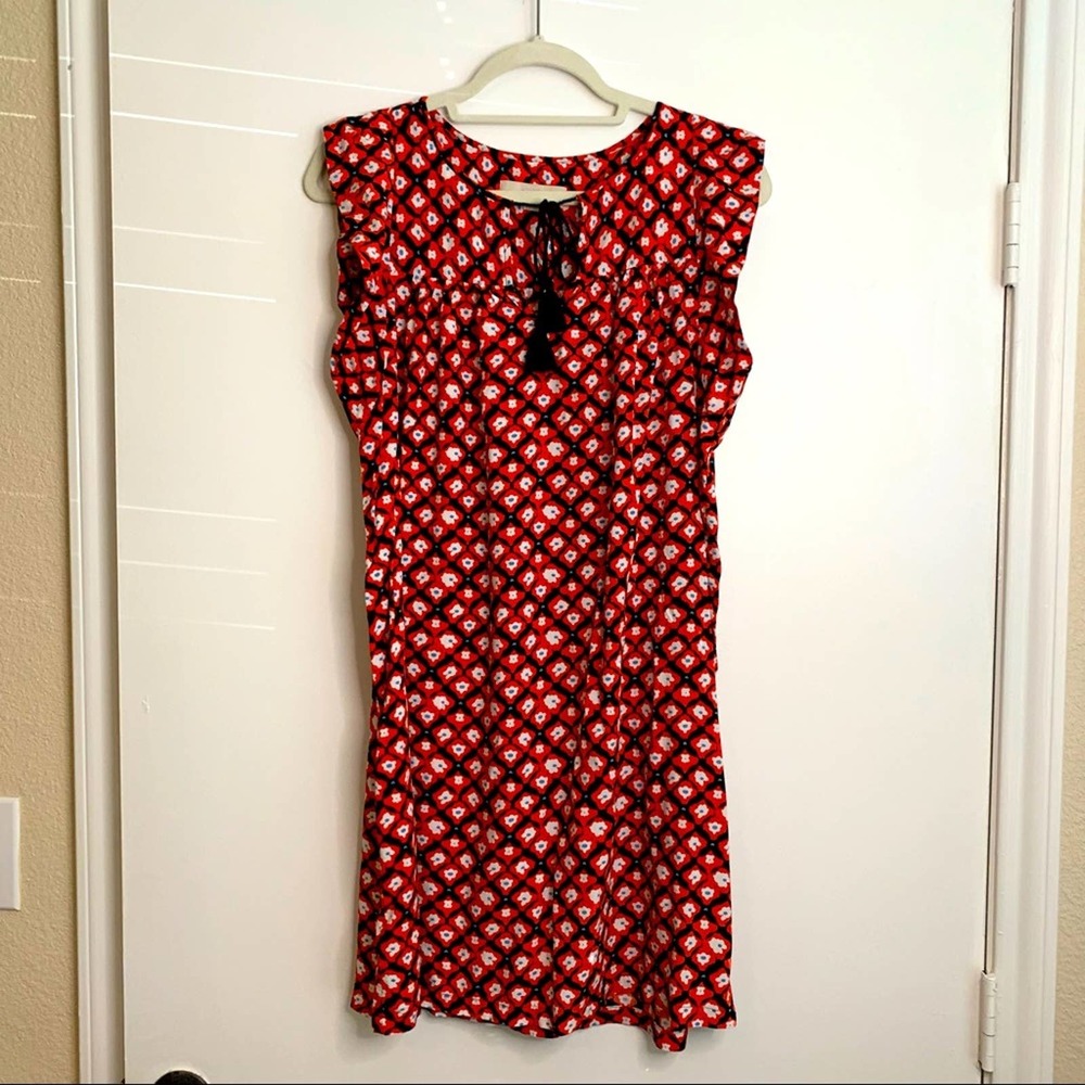 LOFT ANN TAYLOR ruffled sleeveless floral red,white,black,blue dress size Medium